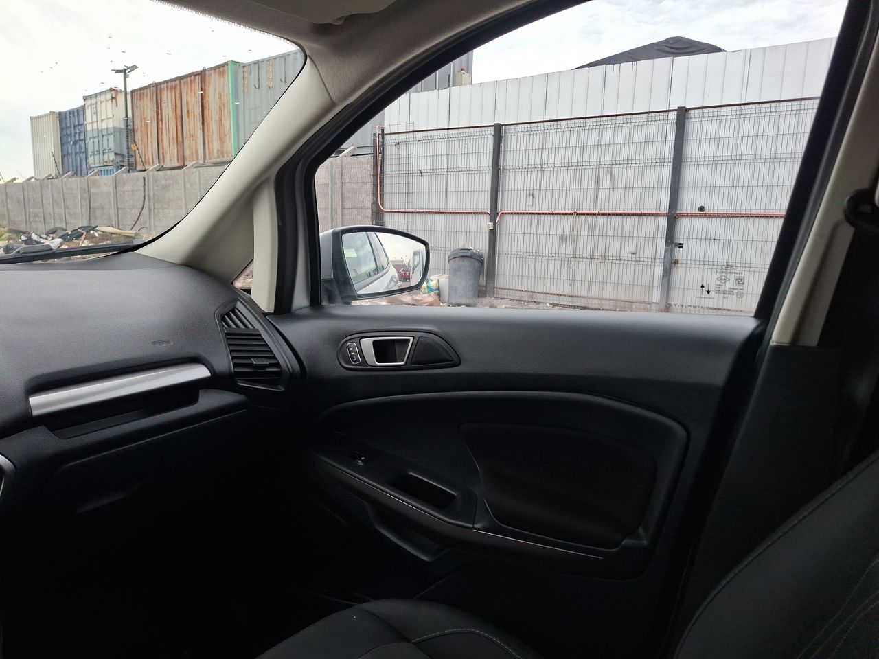 Ford Ecosport — foto 3 de 22