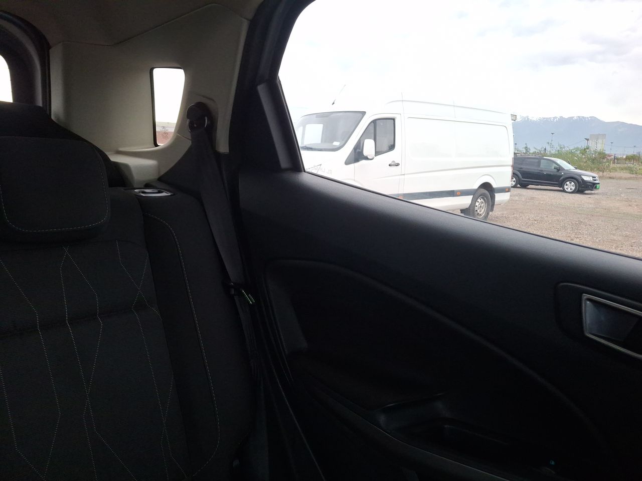 Ford Ecosport — foto 7 de 22