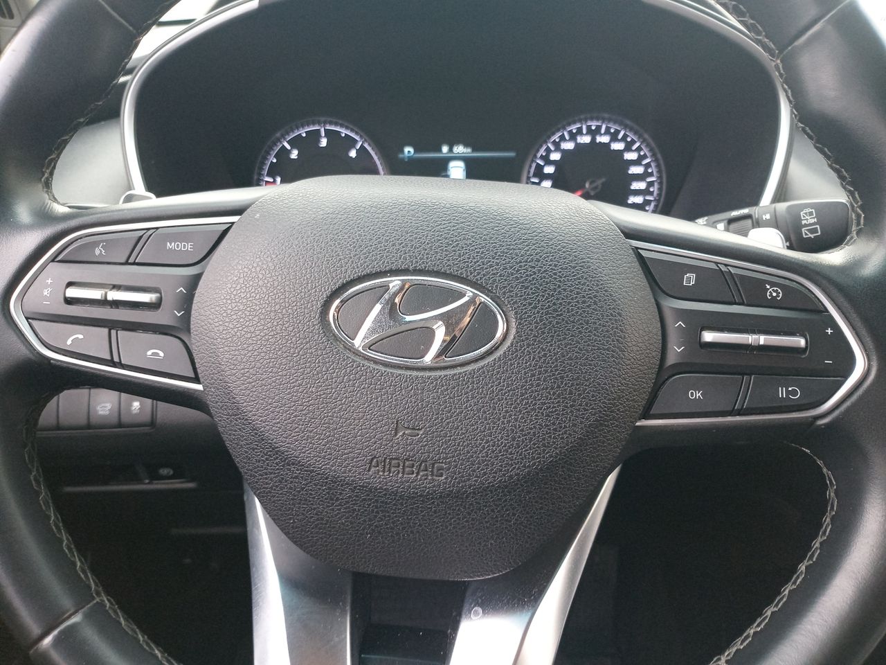 HYUNDAI - 25