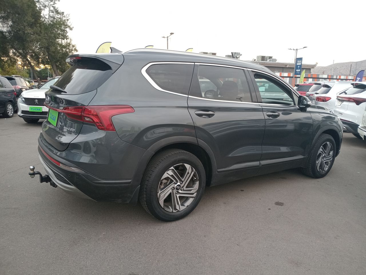 HYUNDAI - 7