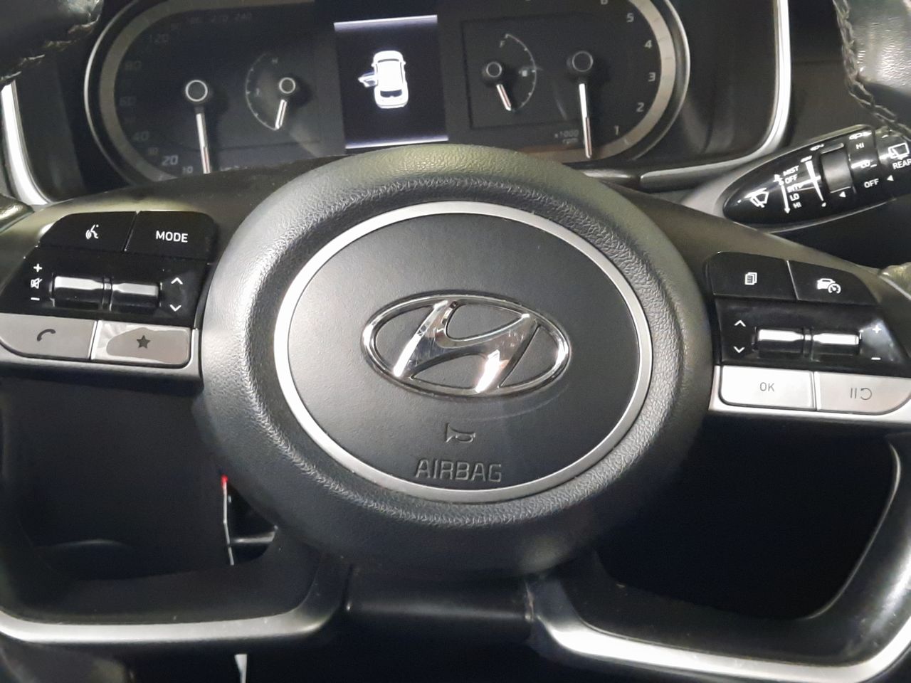 HYUNDAI - 26