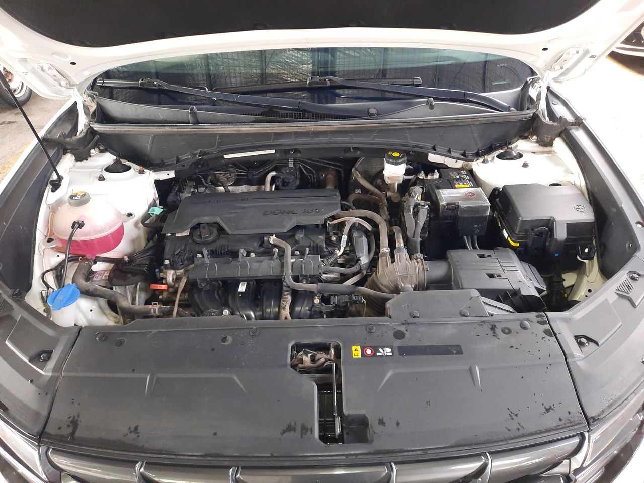 HYUNDAI - 18