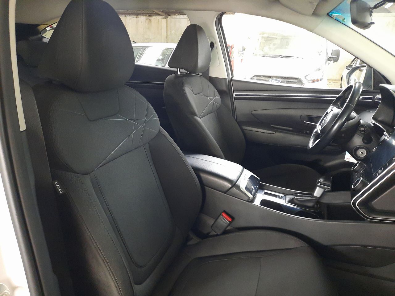 HYUNDAI - 15