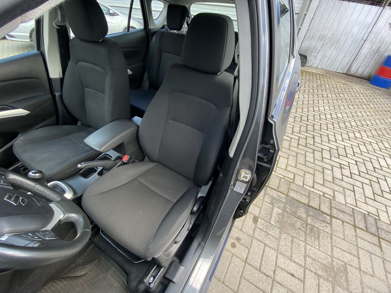 Suzuki S-Cross — foto 26 de 35