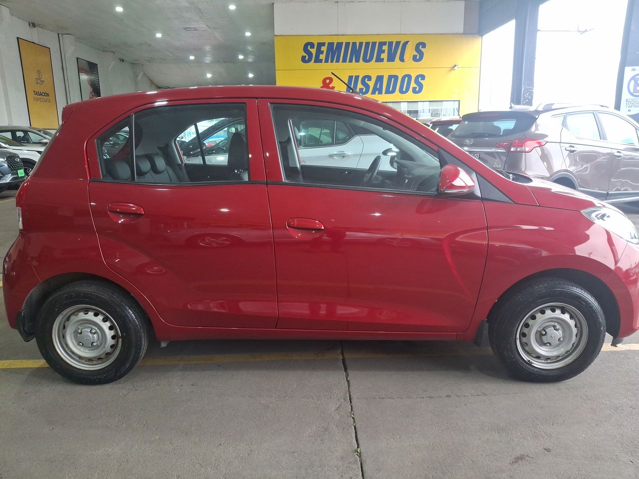 HYUNDAI - 8