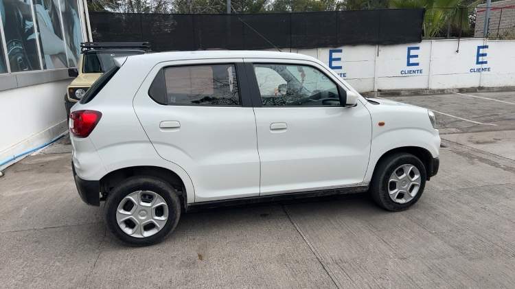 SUZUKI - 2