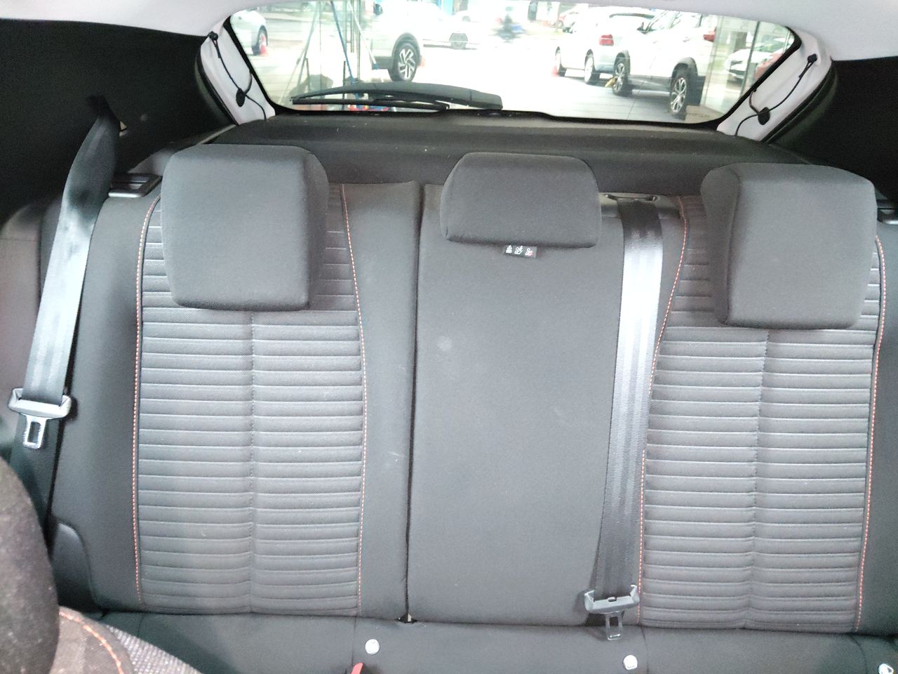 PEUGEOT - 35