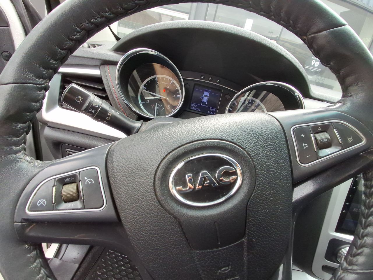 MG Zs — foto 17 de 24