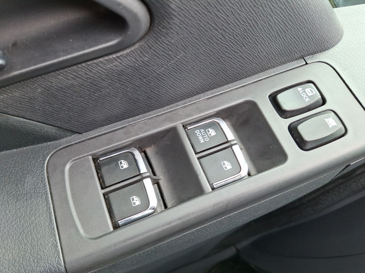 MG Zs — foto 13 de 24