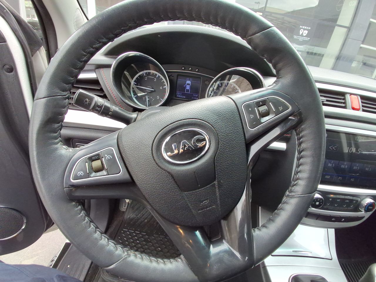 MG Zs — foto 16 de 24