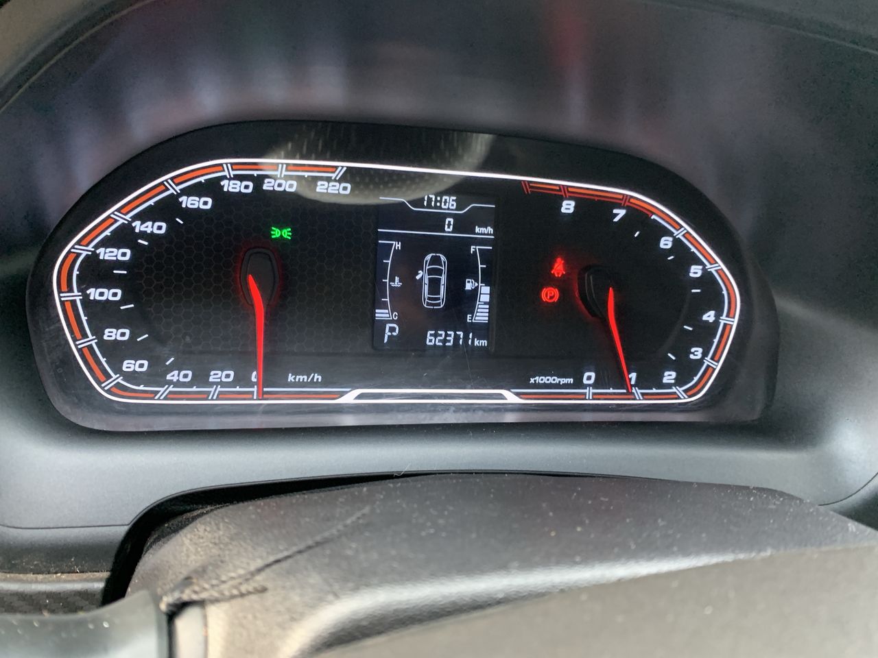 Chery Tiggo 2 — foto 19 de 26
