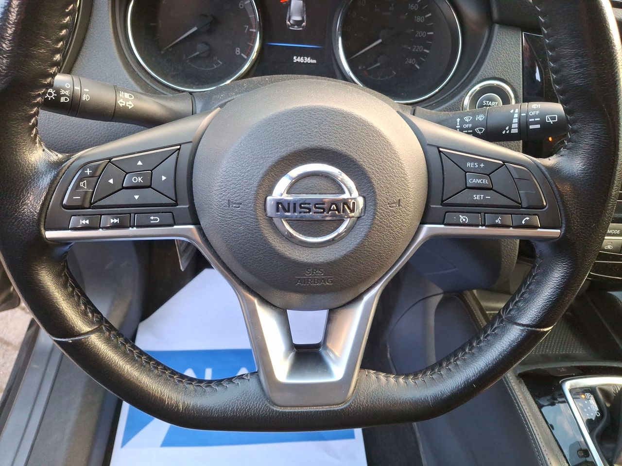 NISSAN - 26