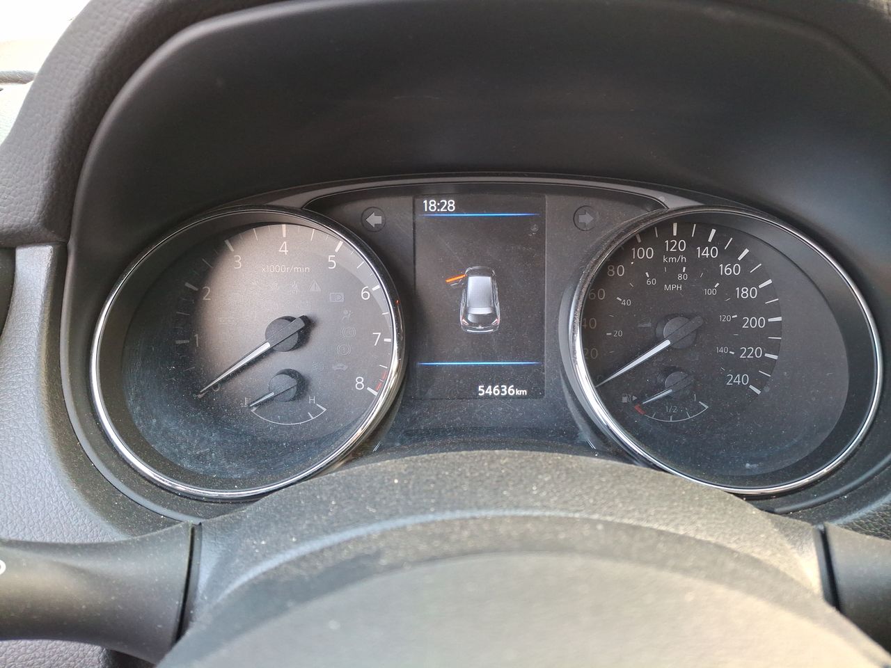 NISSAN - 27