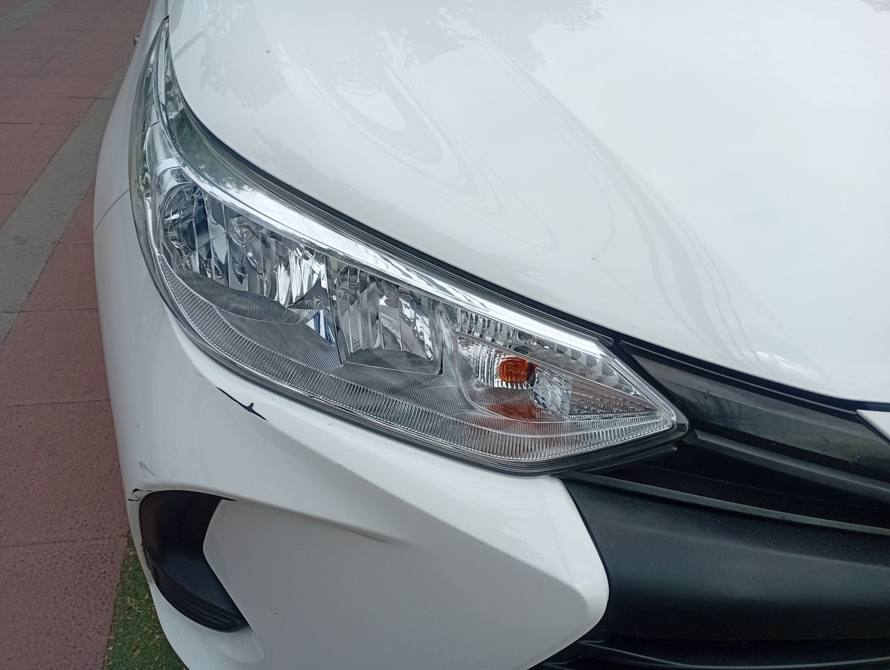 TOYOTA - 18