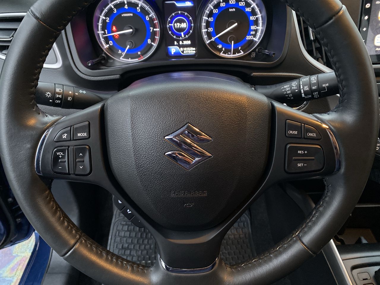Suzuki Baleno — foto 20 de 28