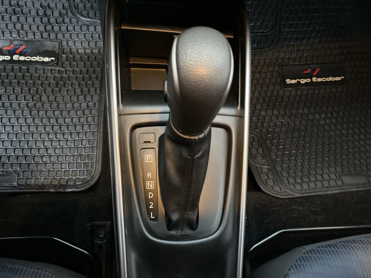 Suzuki Baleno — foto 25 de 28
