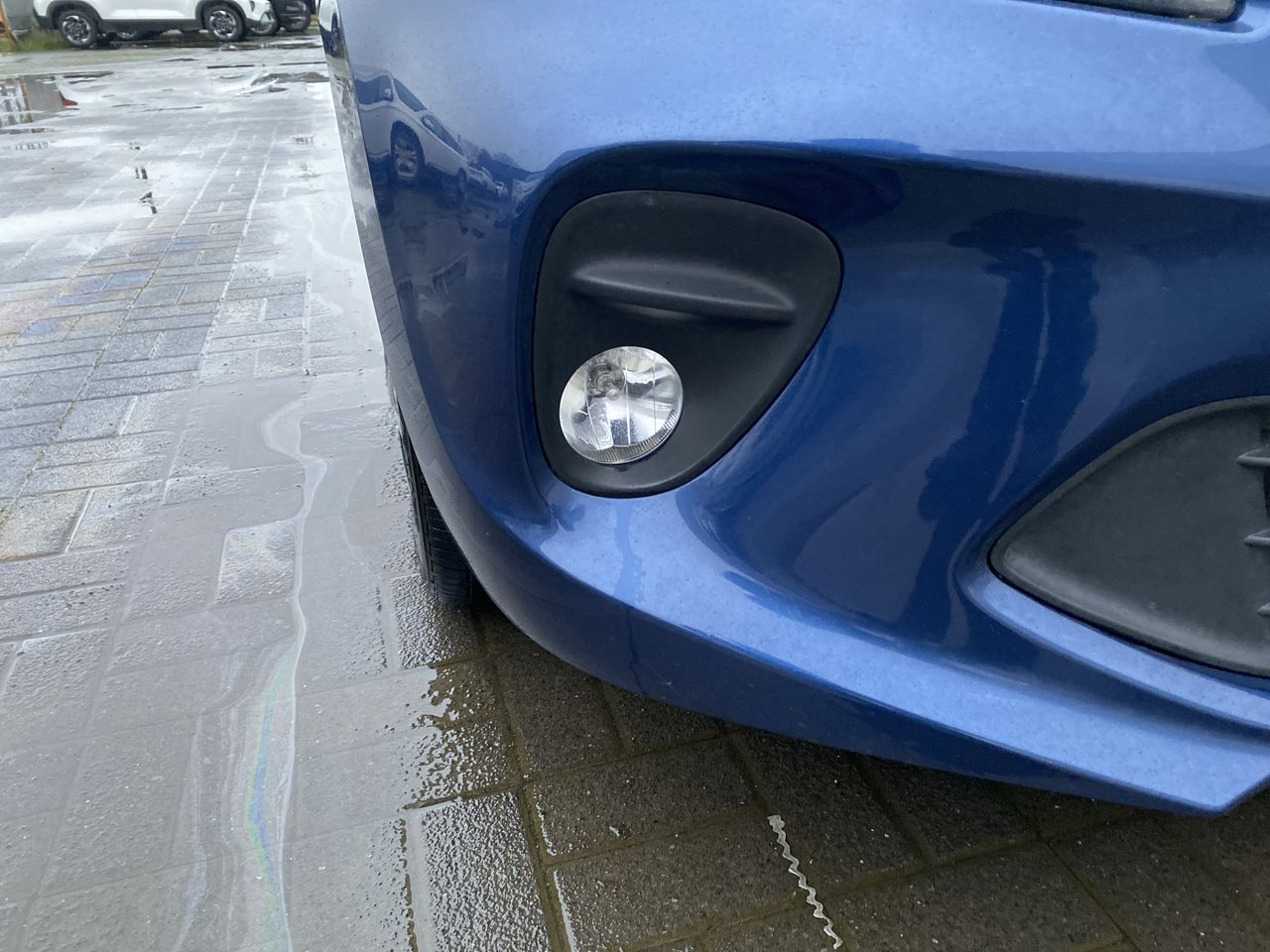 Suzuki Baleno — foto 13 de 28