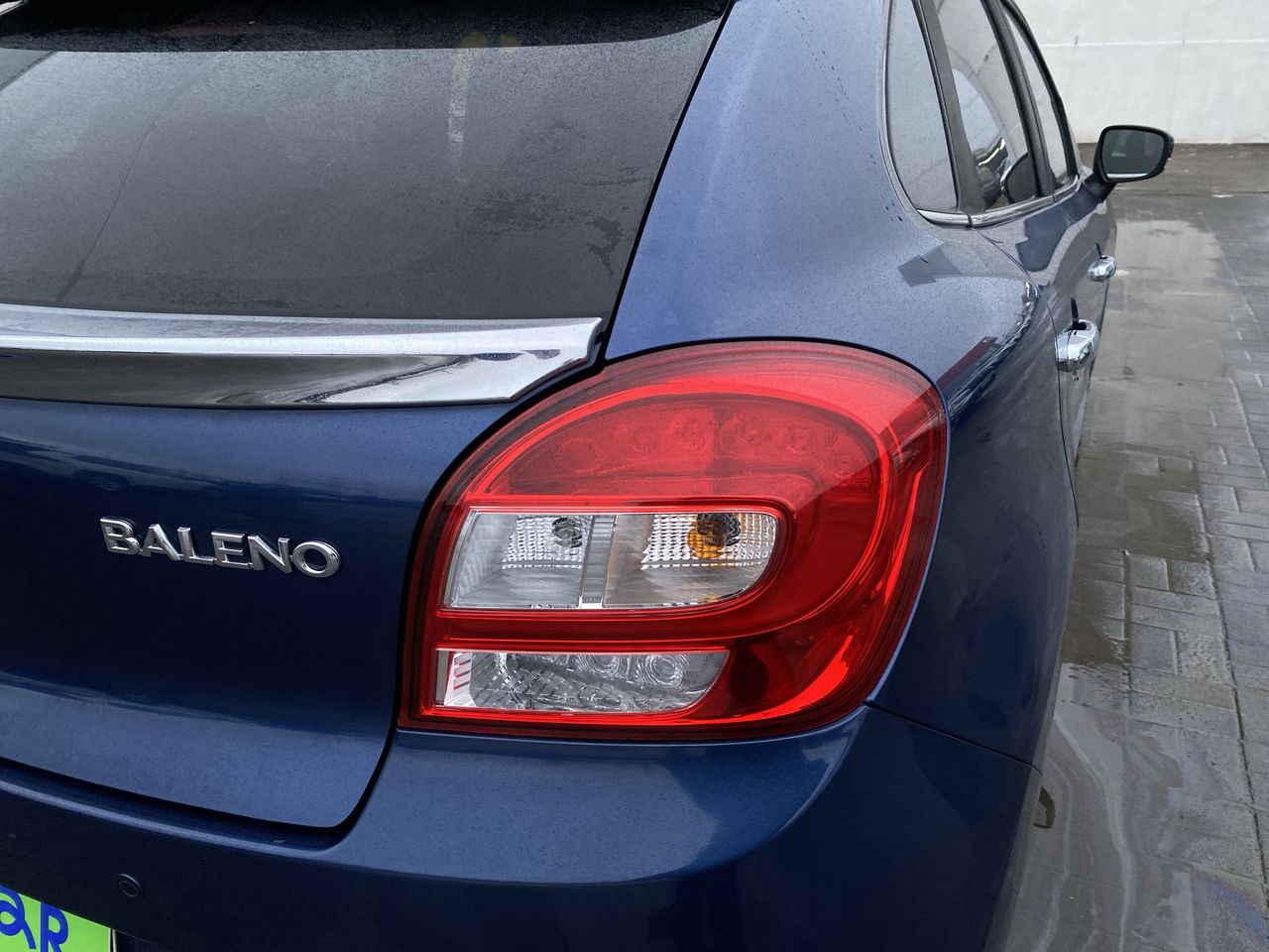 Suzuki Baleno — foto 14 de 28