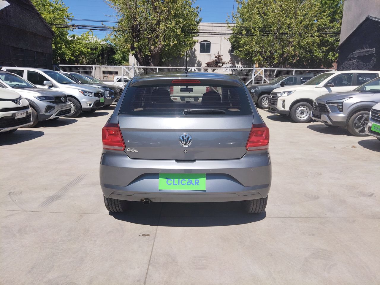 VOLKSWAGEN - 6