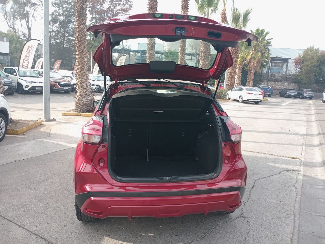 NISSAN - 12