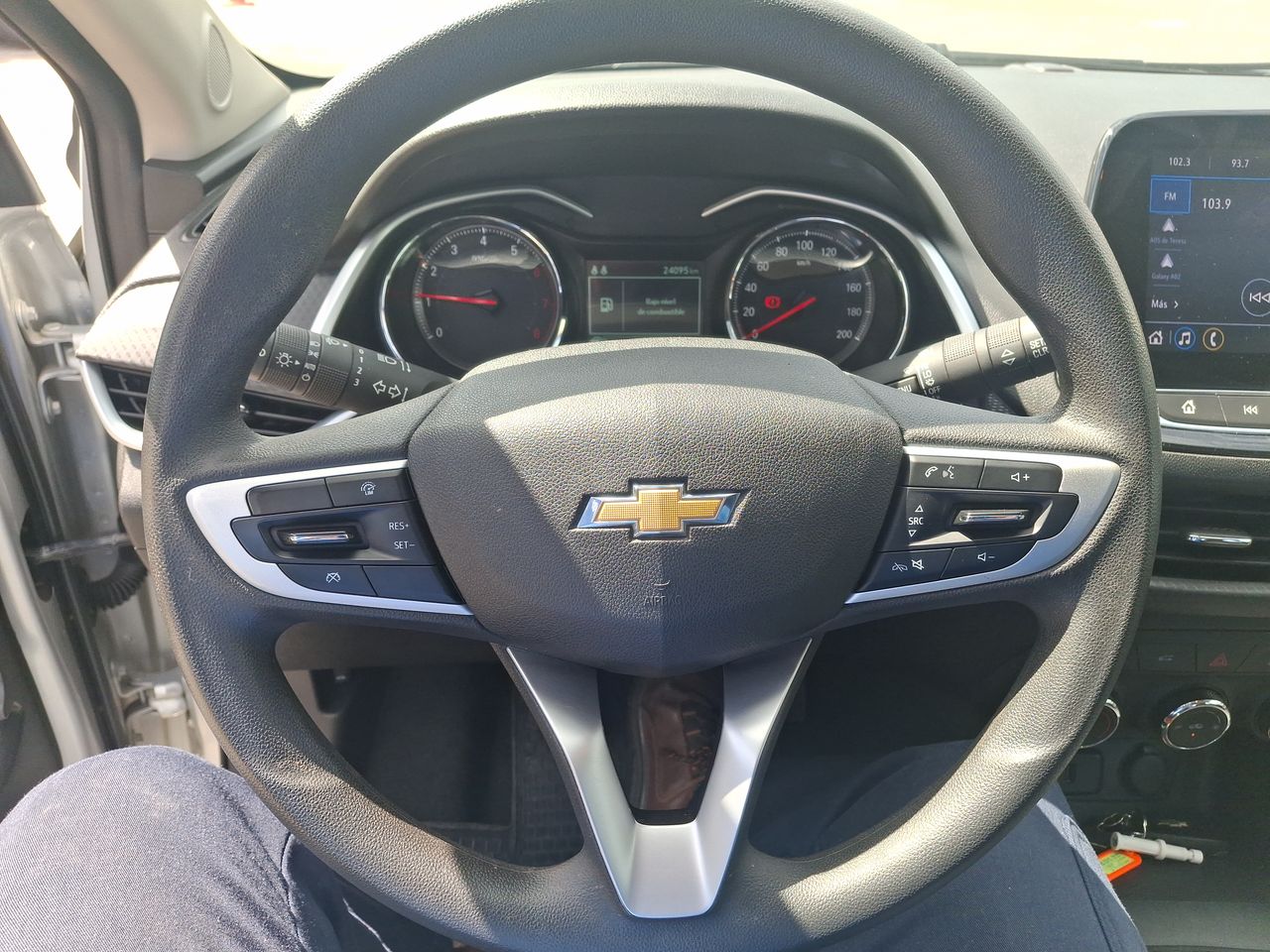 CHEVROLET - 24