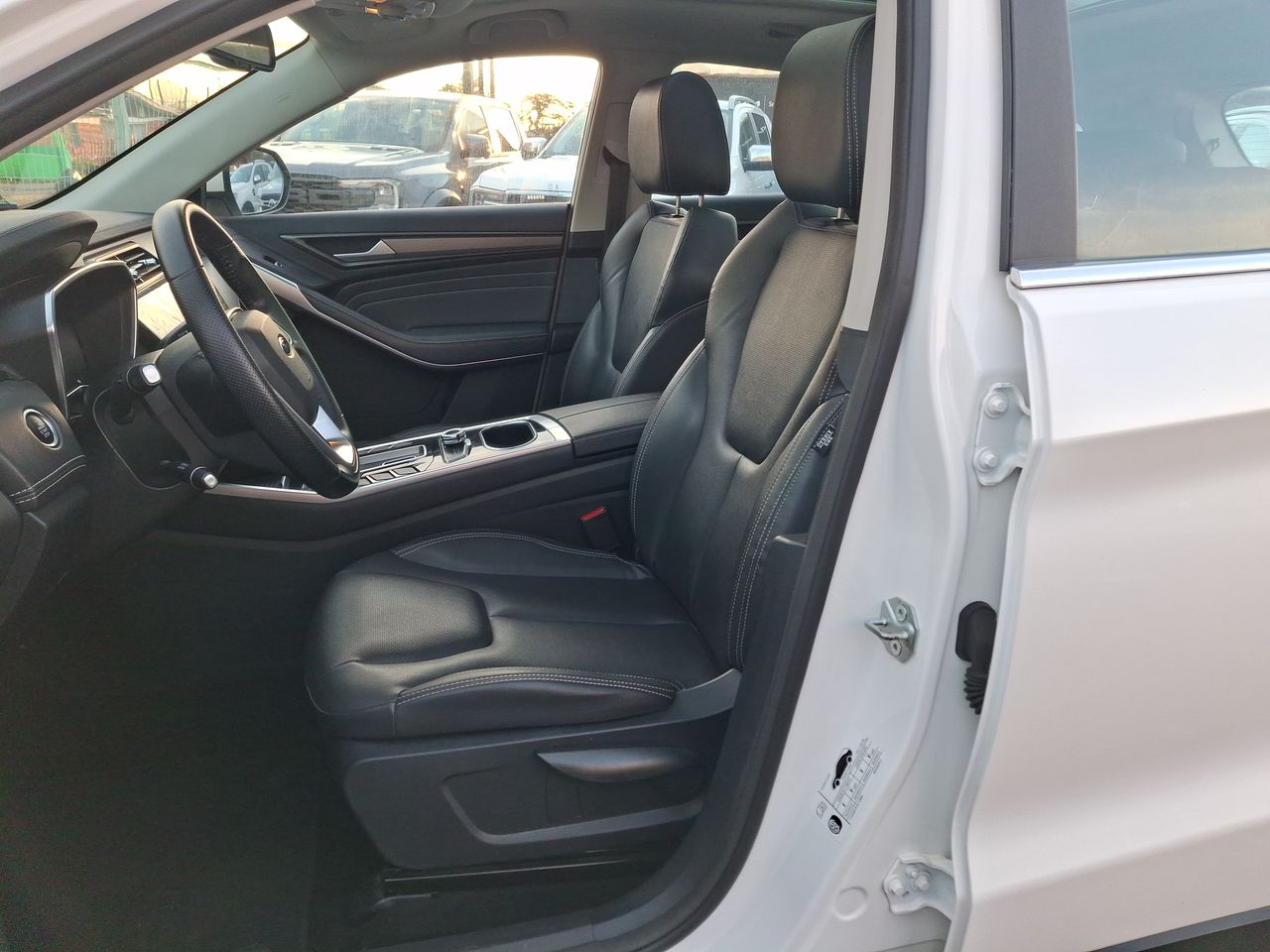 Ford Territory — foto 17 de 29