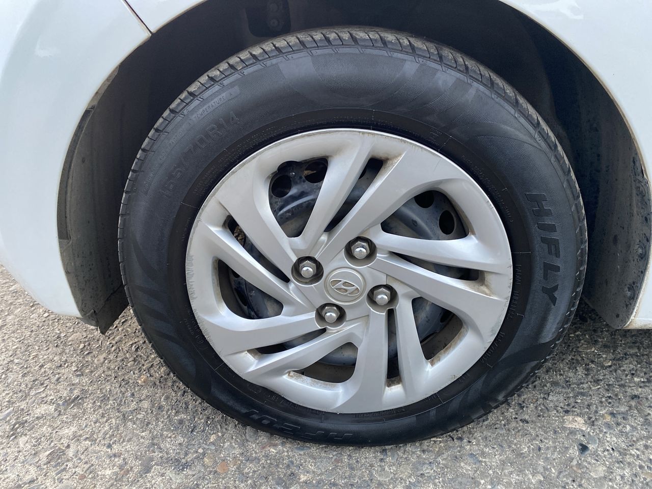 HYUNDAI - 17