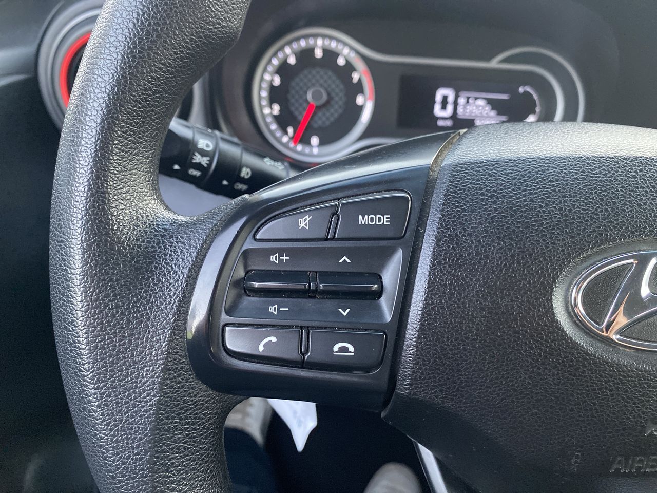 HYUNDAI - 26