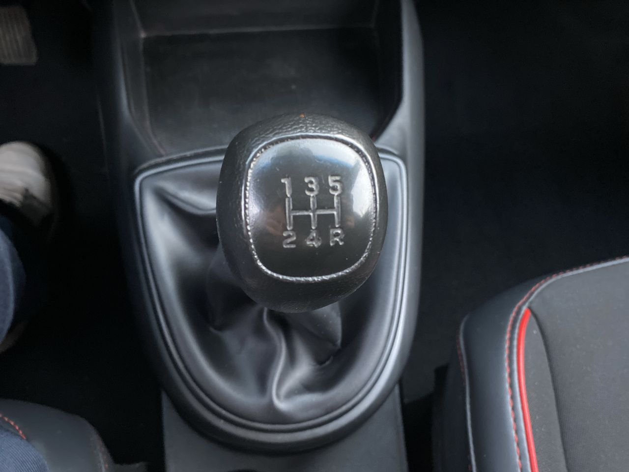 HYUNDAI - 31