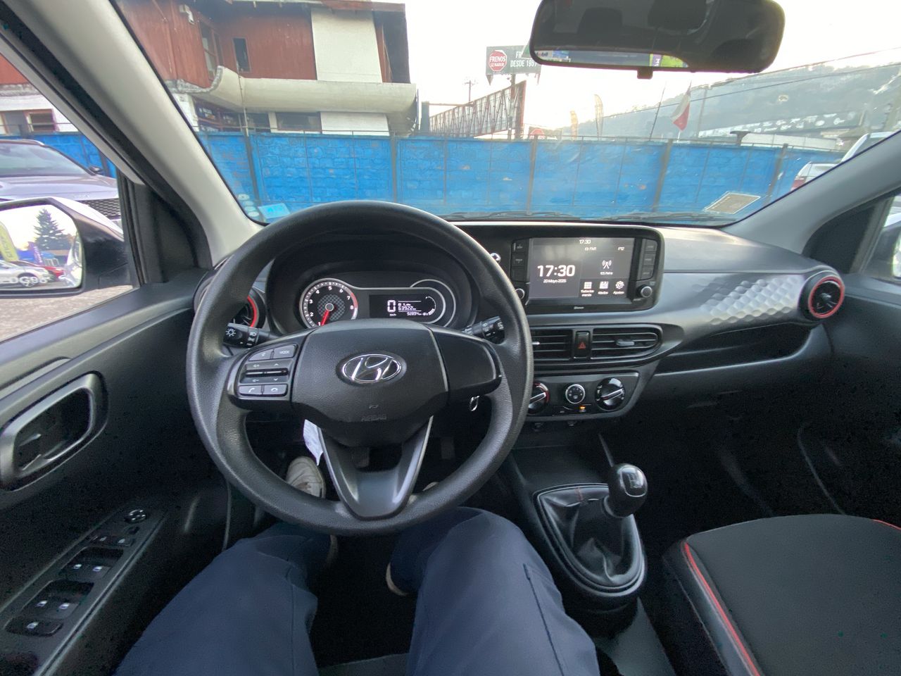HYUNDAI - 32
