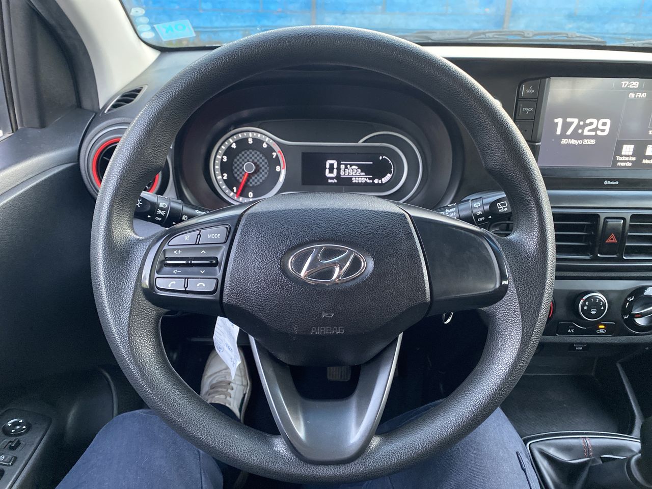 HYUNDAI - 25