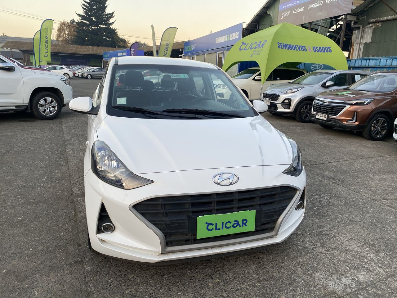 HYUNDAI - 2