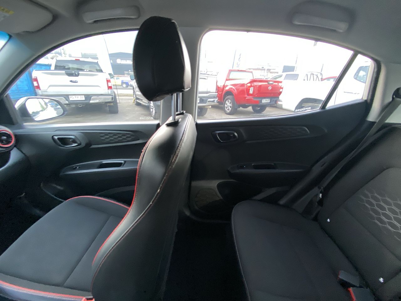 HYUNDAI - 11