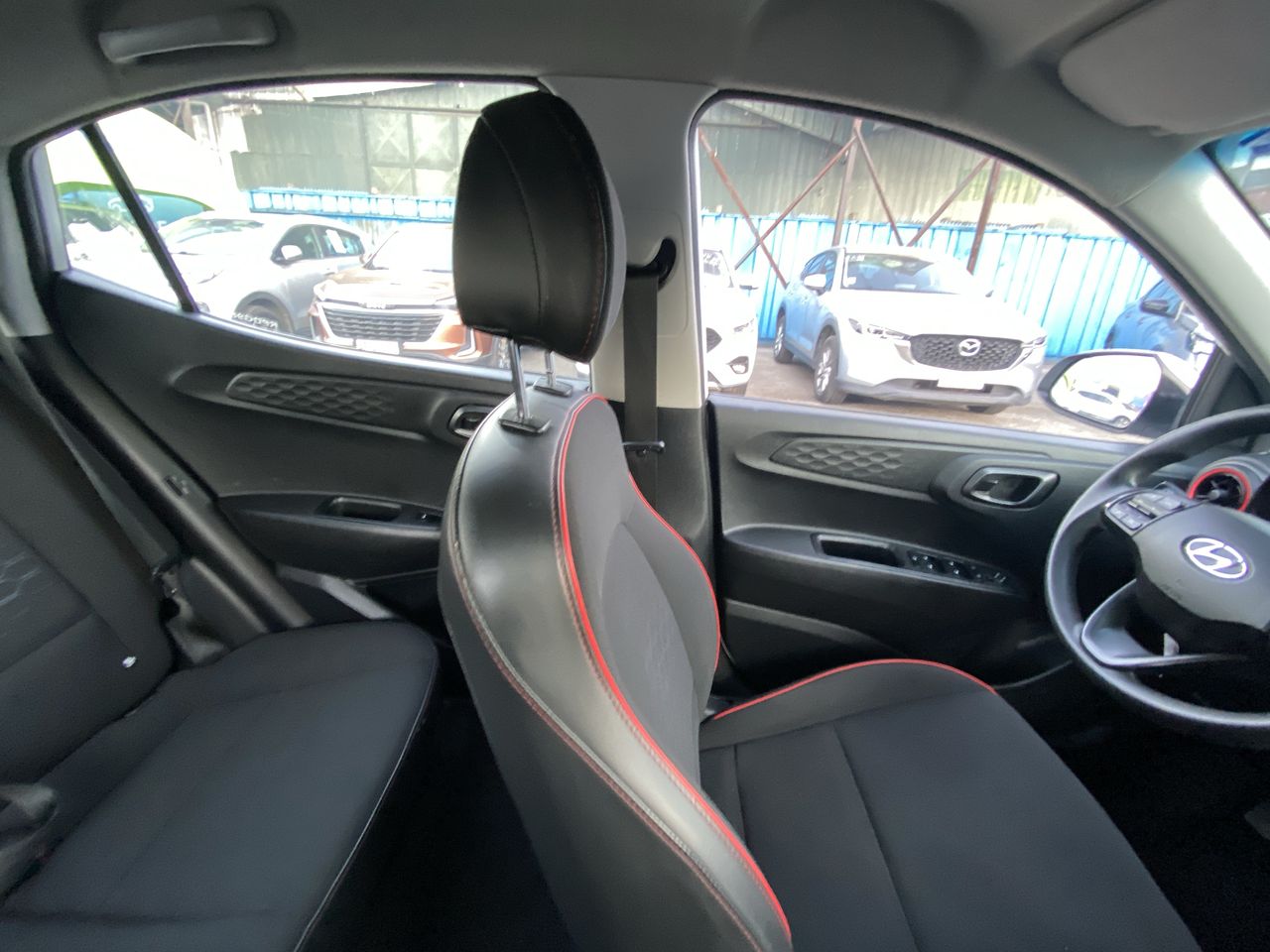 HYUNDAI - 15
