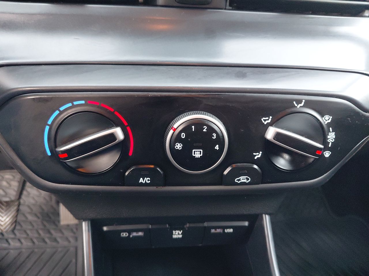 HYUNDAI - 28