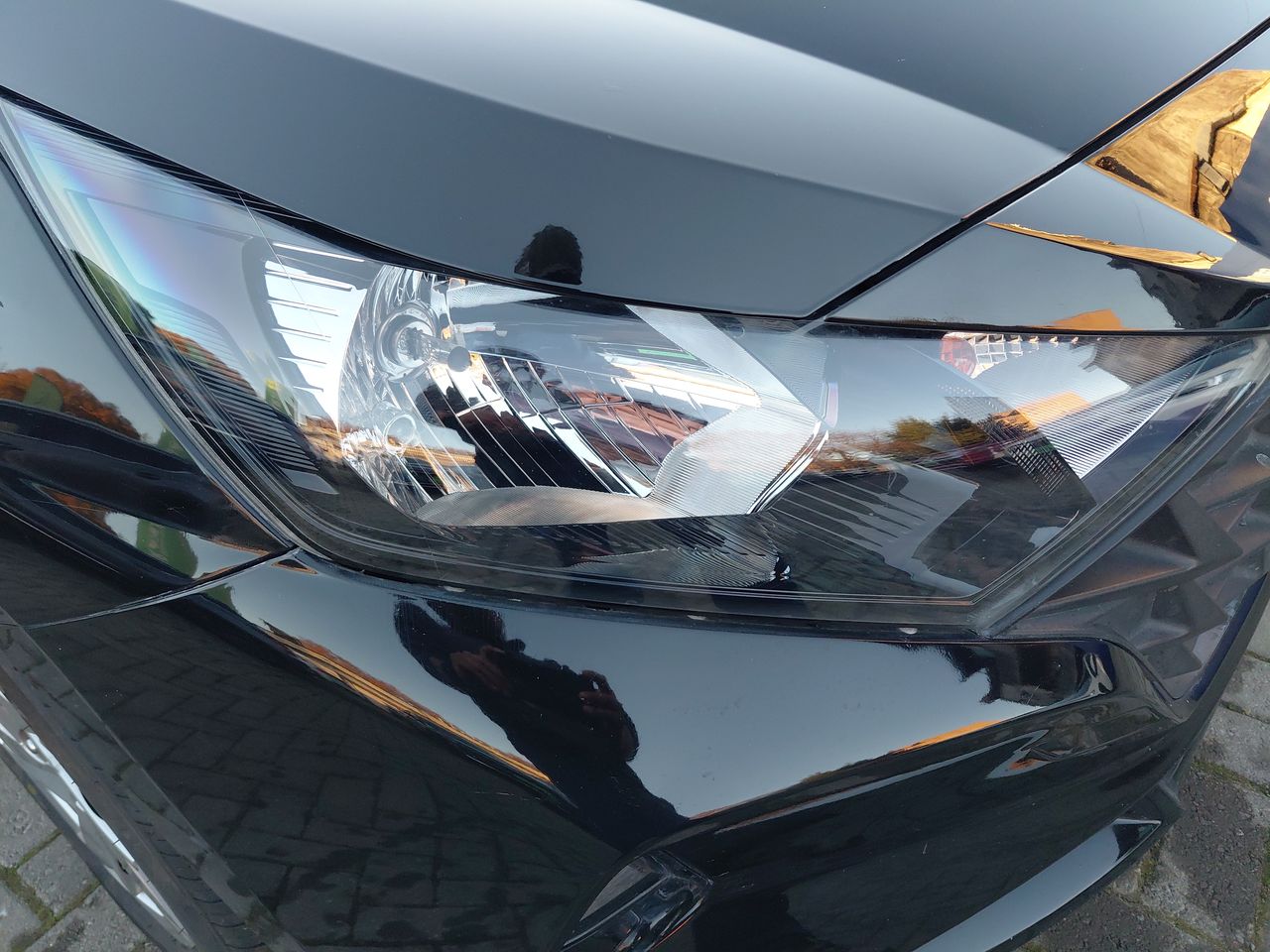 HYUNDAI - 16