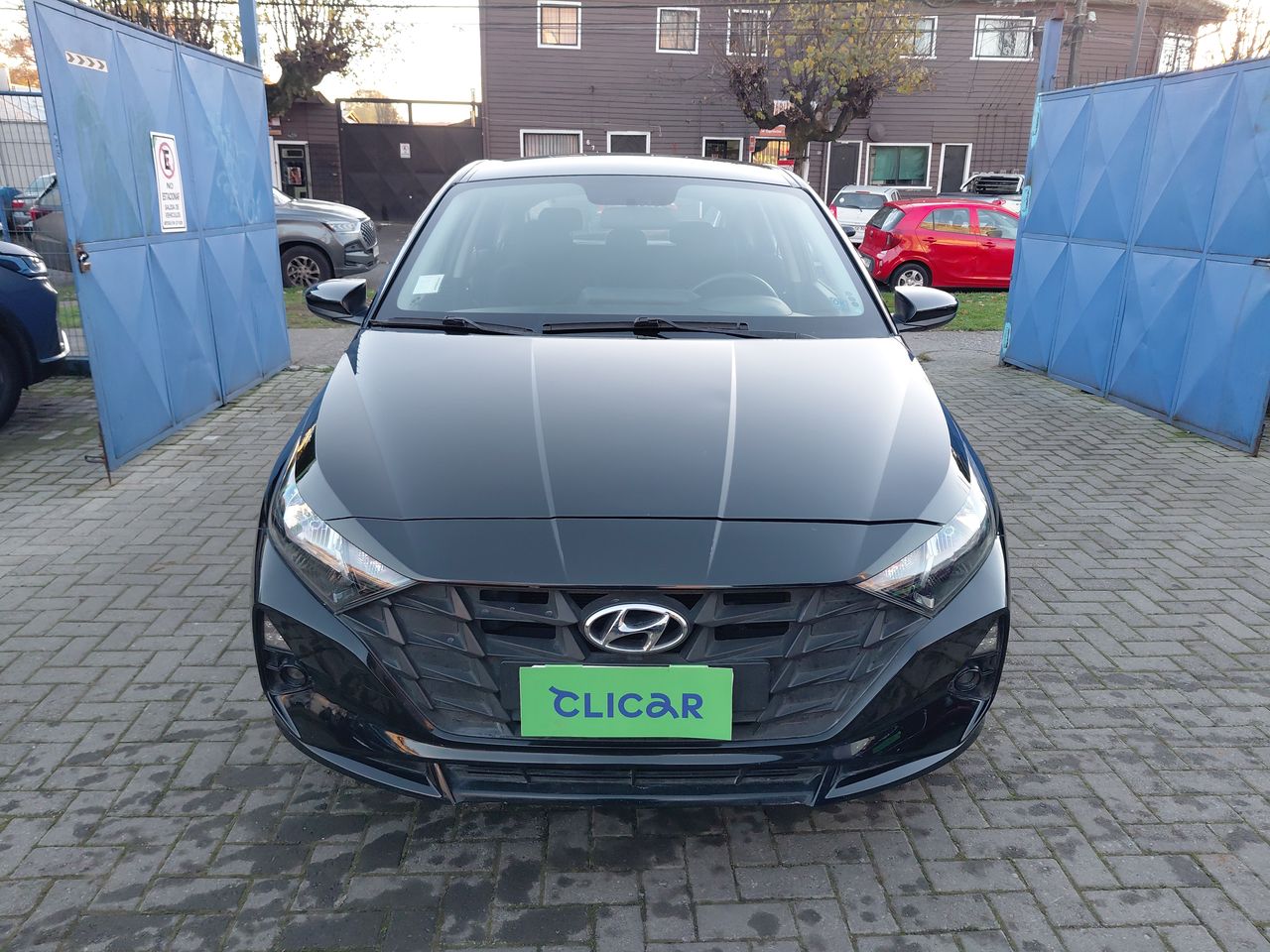 HYUNDAI - 2