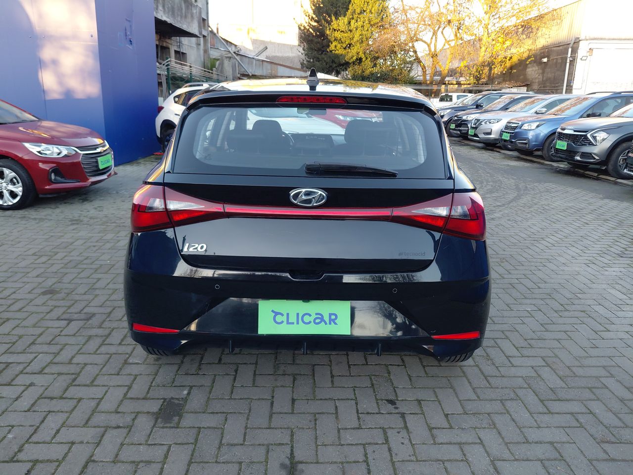 HYUNDAI - 6