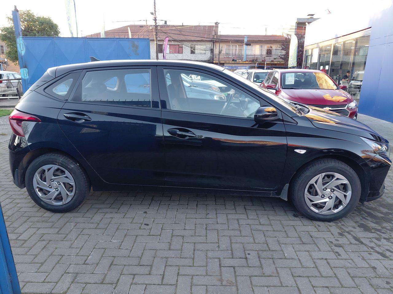HYUNDAI - 8