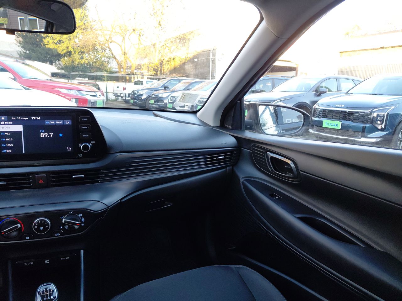 HYUNDAI - 10