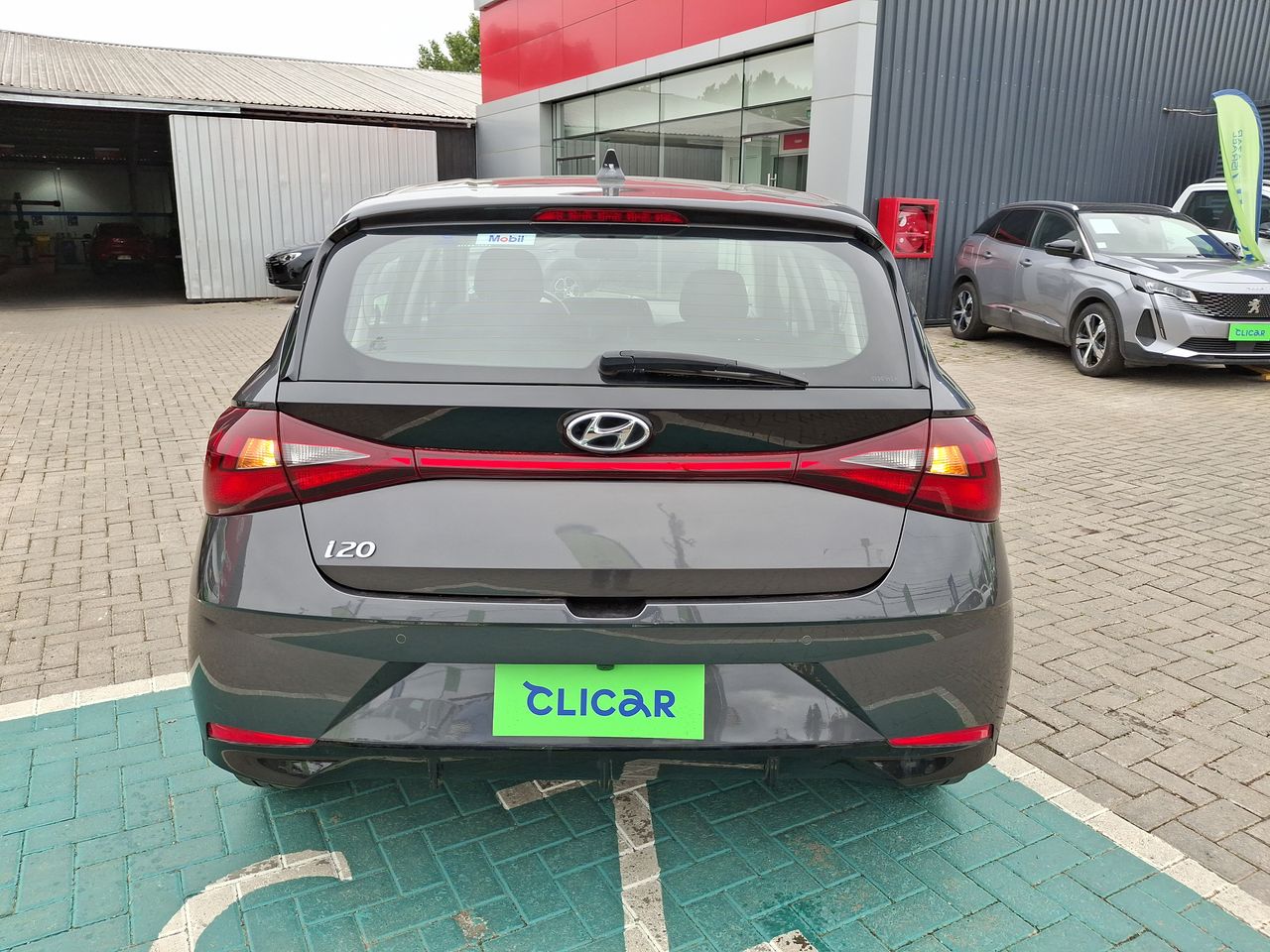 HYUNDAI - 6