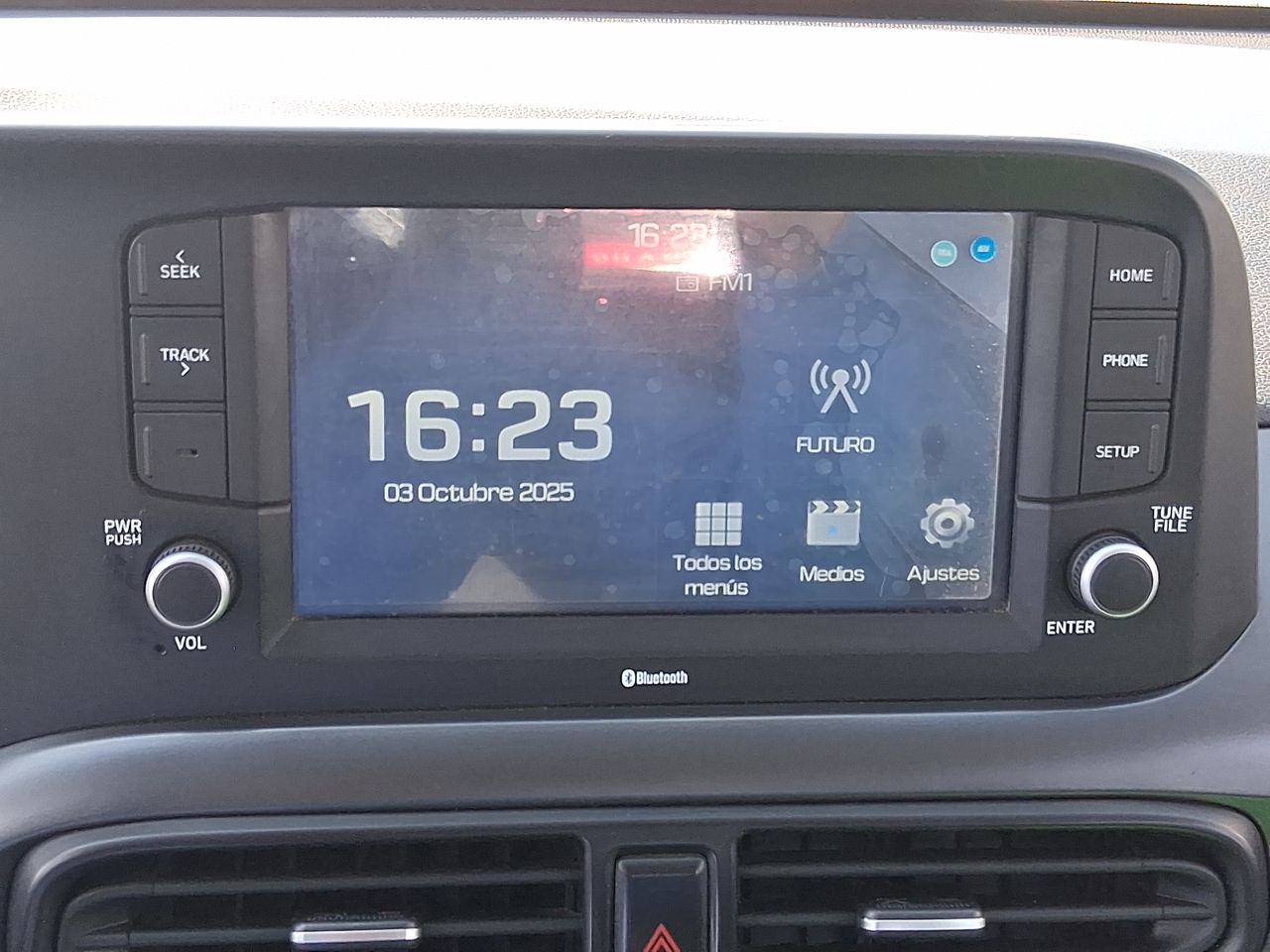 HYUNDAI - 24