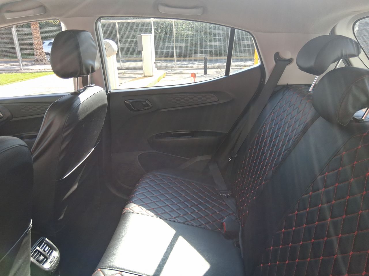 HYUNDAI - 9