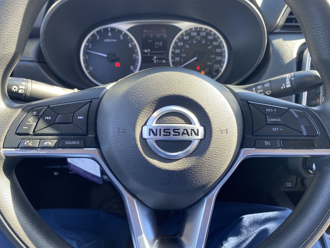 NISSAN - 23