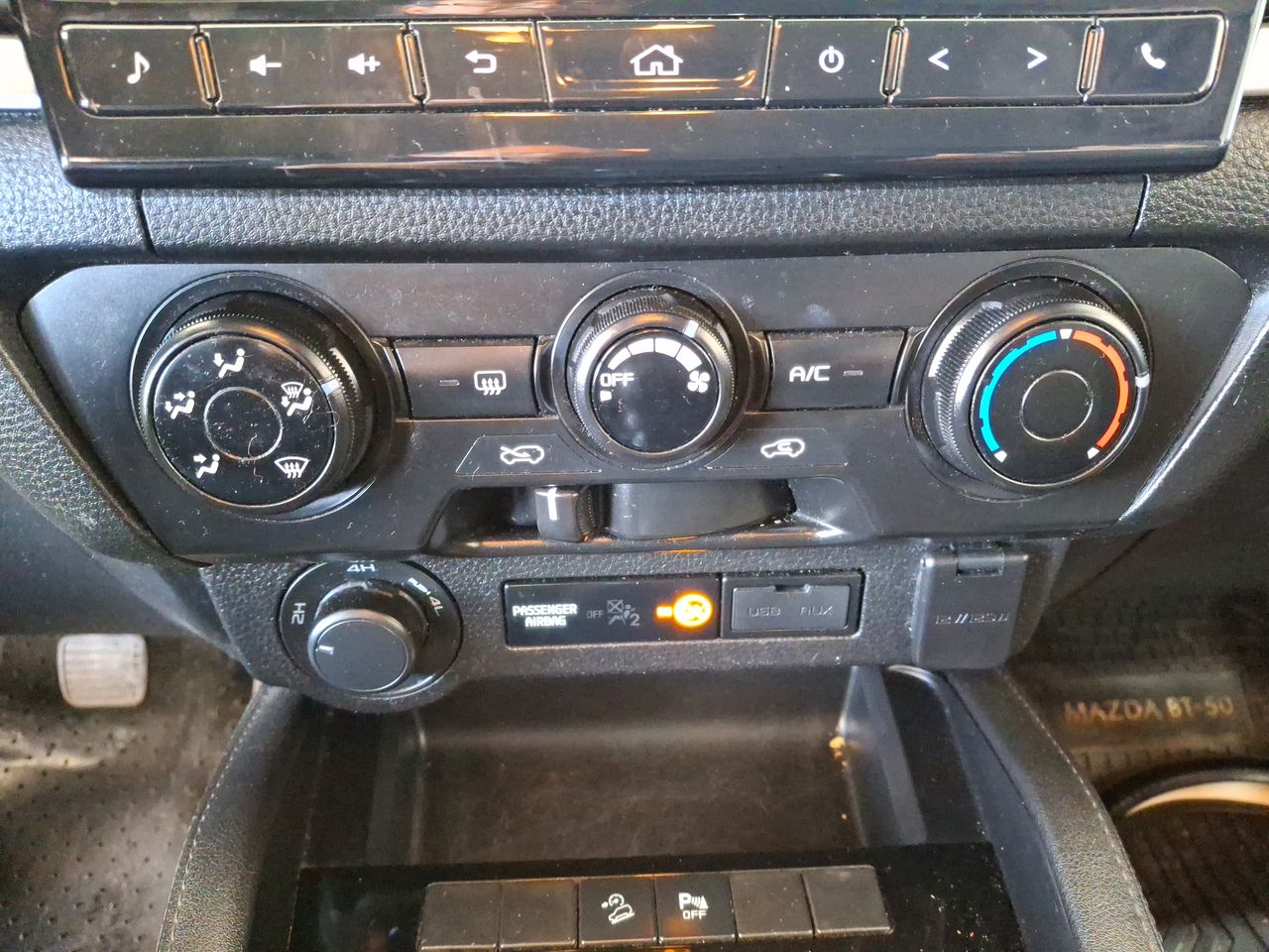 MAZDA - 26
