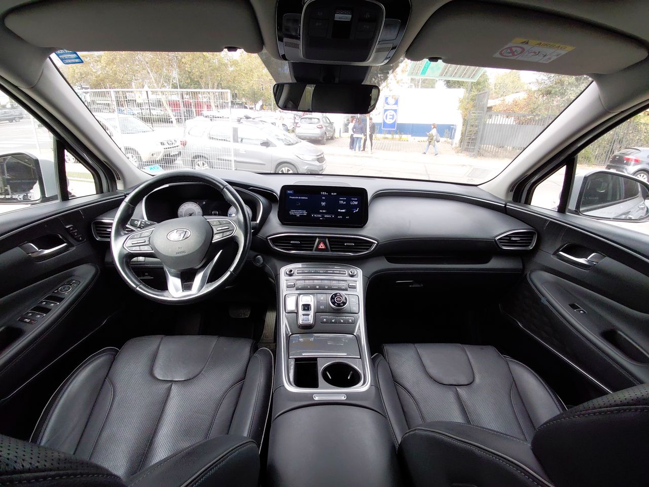 HYUNDAI - 32