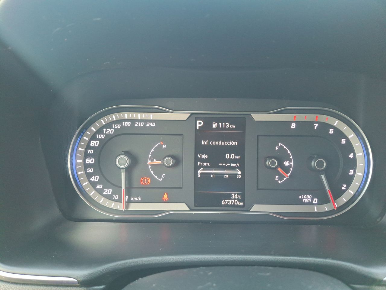 HYUNDAI - 16