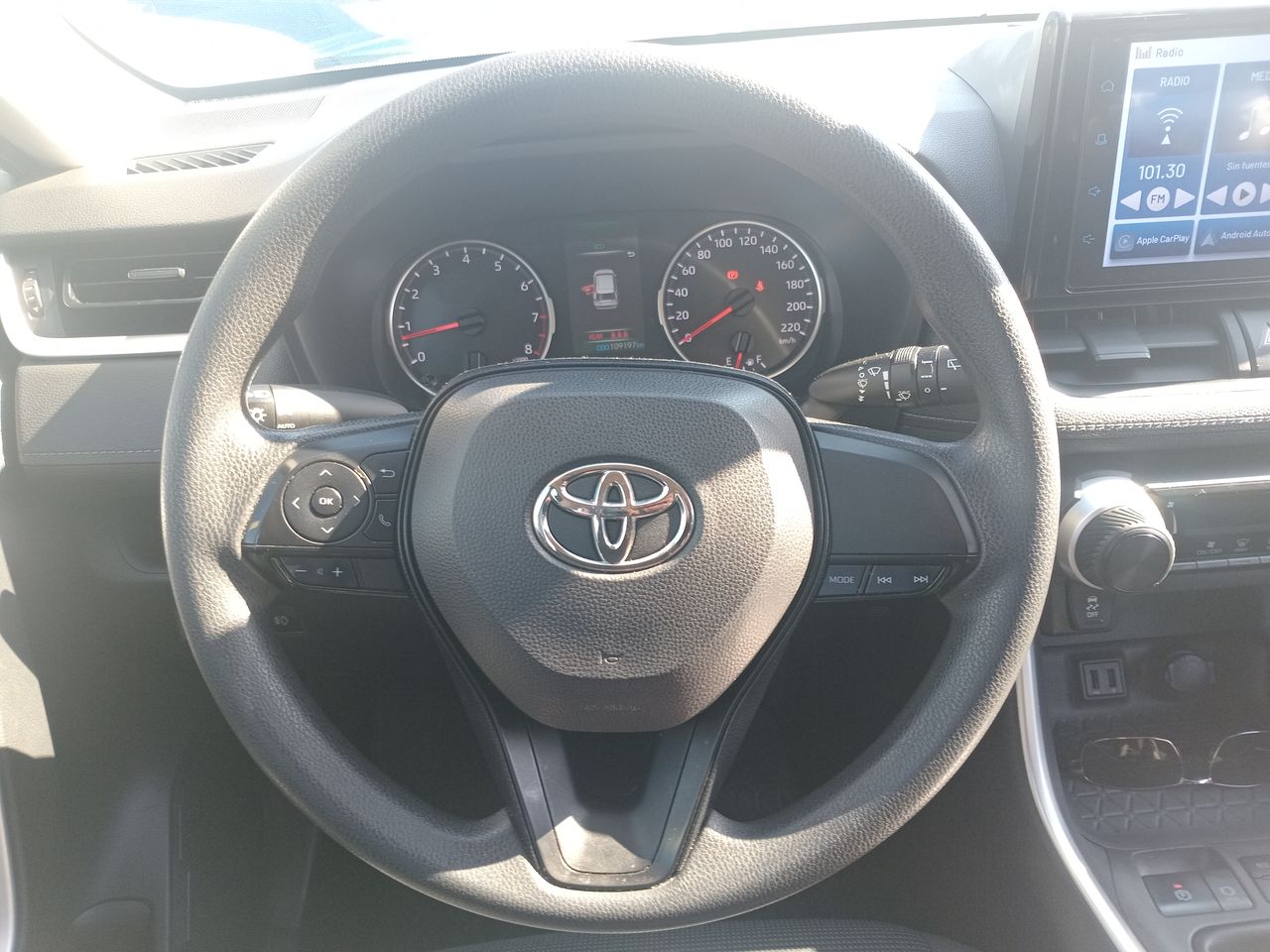 TOYOTA - 16