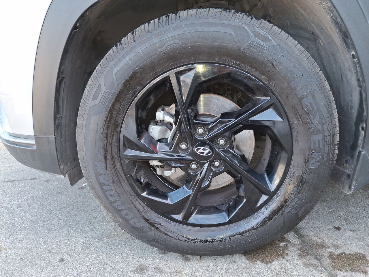 HYUNDAI - 16