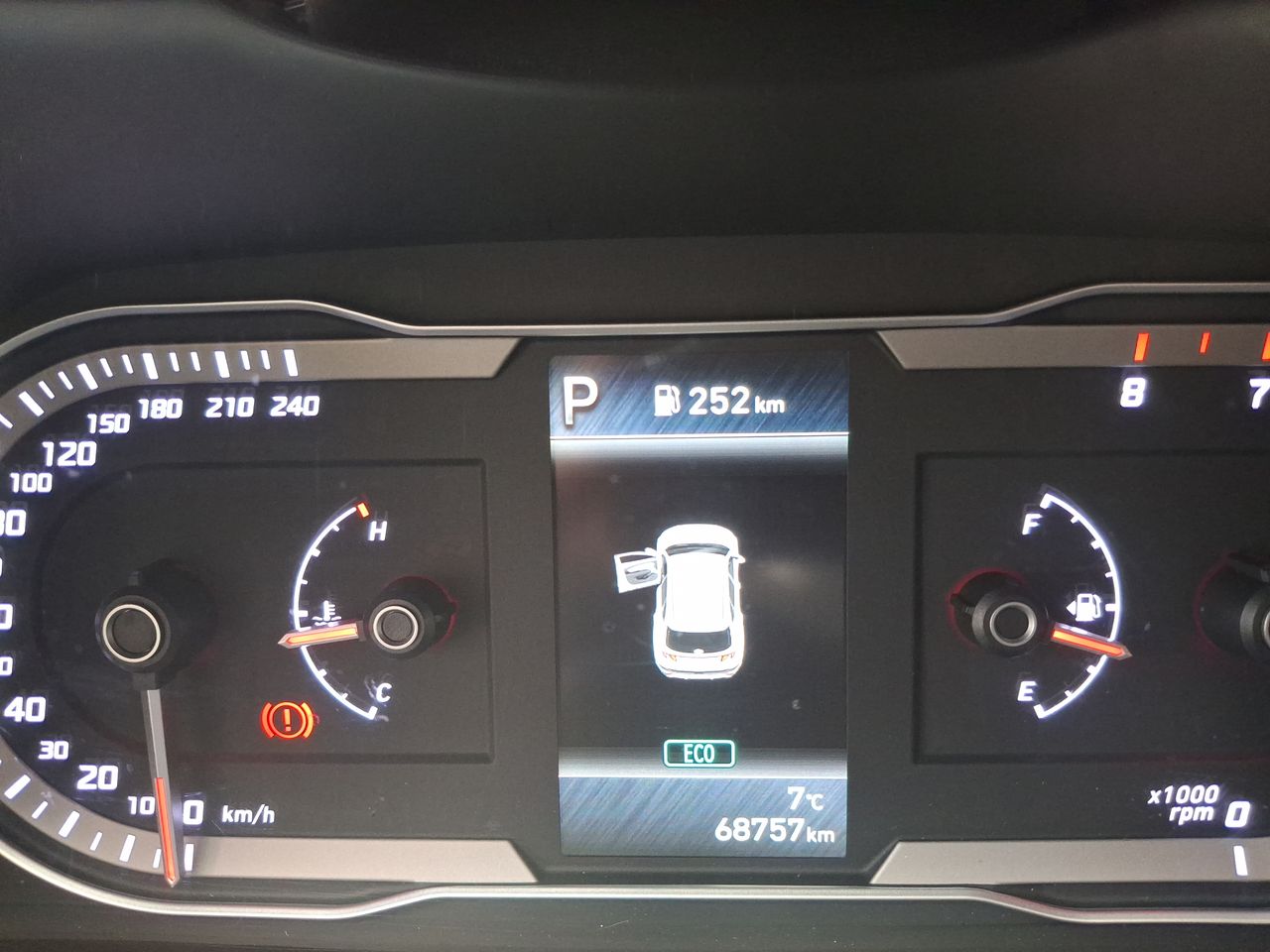 HYUNDAI - 27